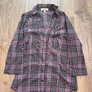 Lei Y2K Grey Pink Plaid Ruffled Button-Down Shirt
